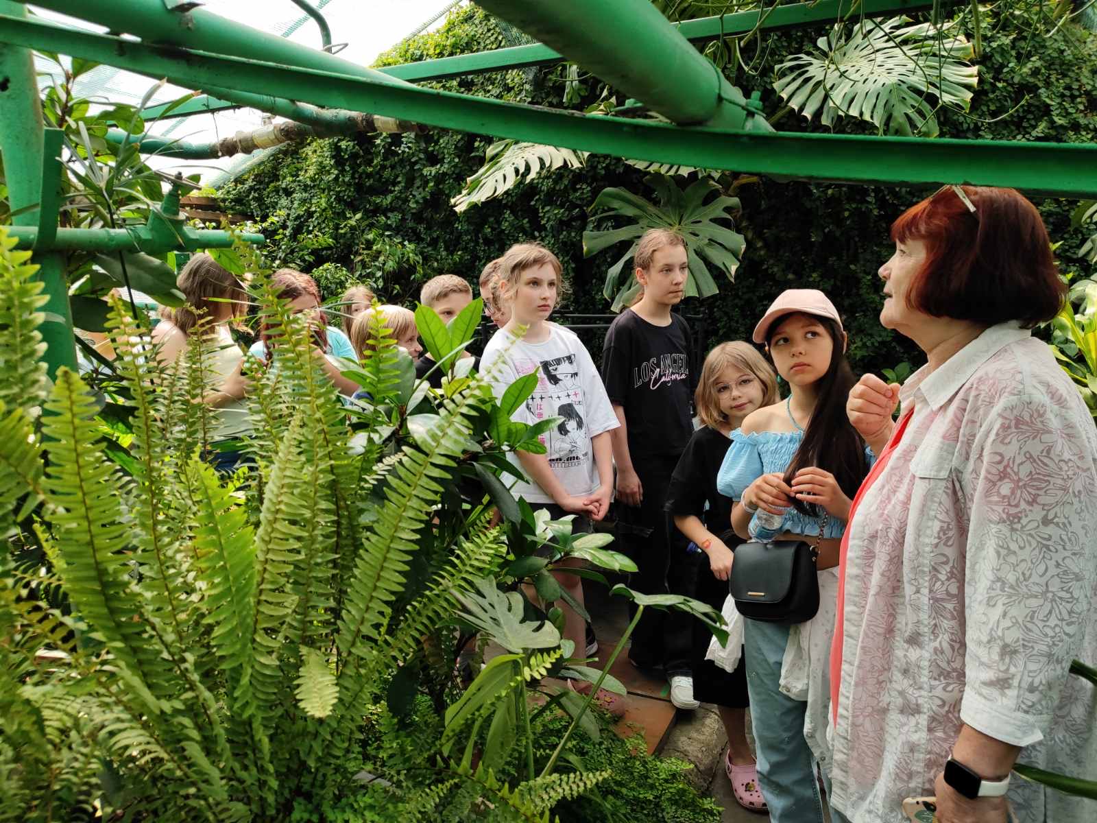 Квітникар-декоратор